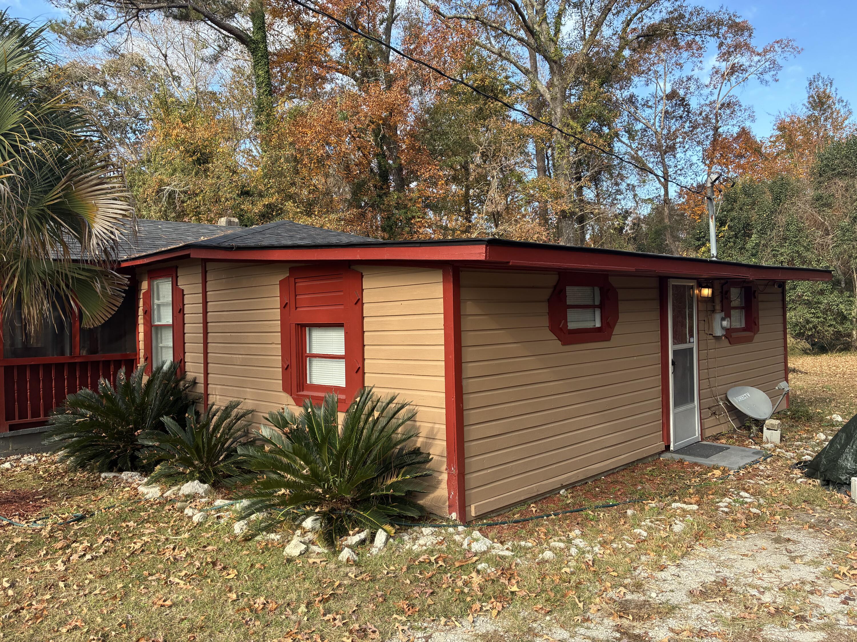 598 Binnicker Bridge Road Orangeburg, SC 29115 - Photo 11 of 12 IMG_1511