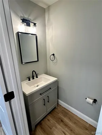 $499,900 | 203 Lakeside Drive, Bethalto, IL 62010