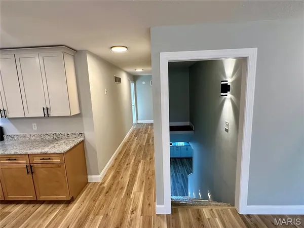 $499,900 | 203 Lakeside Drive, Bethalto, IL 62010