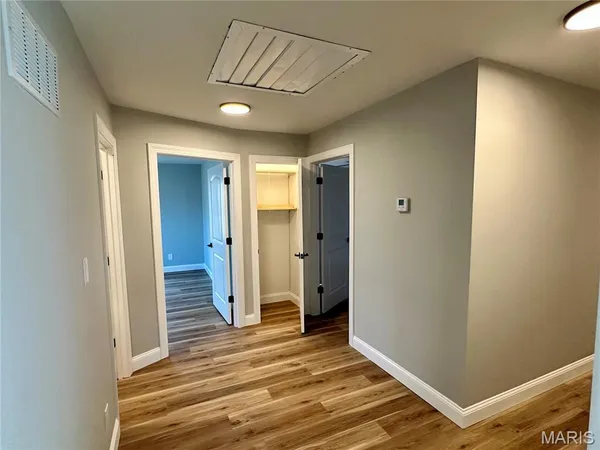 $499,900 | 203 Lakeside Drive, Bethalto, IL 62010