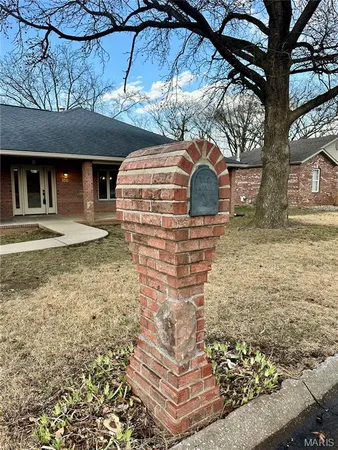 $499,900 | 203 Lakeside Drive, Bethalto, IL 62010