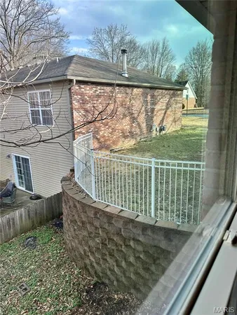 $499,900 | 203 Lakeside Drive, Bethalto, IL 62010