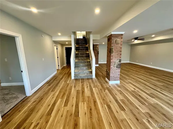 $499,900 | 203 Lakeside Drive, Bethalto, IL 62010