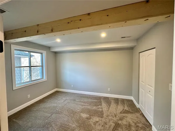 $499,900 | 203 Lakeside Drive, Bethalto, IL 62010