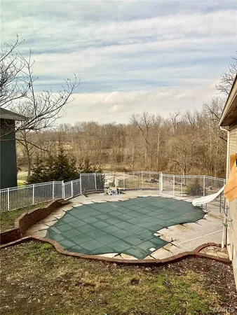 $499,900 | 203 Lakeside Drive, Bethalto, IL 62010