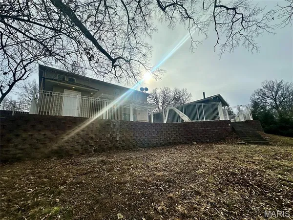 $499,900 | 203 Lakeside Drive, Bethalto, IL 62010