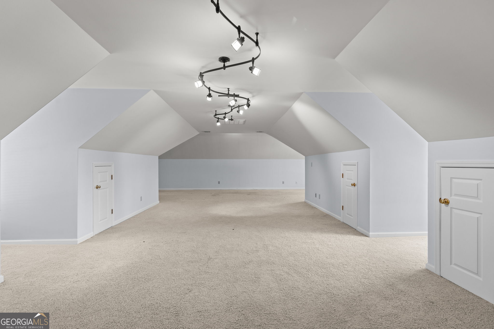 109 Crest Pointe Warner Robins, GA 31088 - Photo 54 of 86 a view of a room with cabinet and stairs