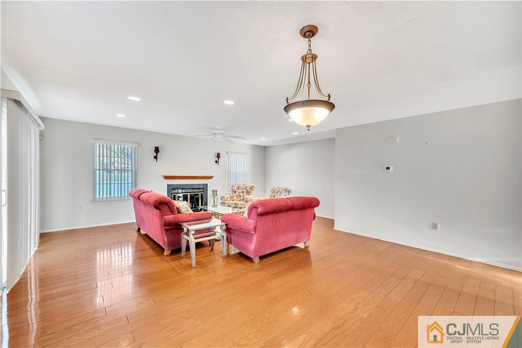 70 Rice Run East Brunswick, NJ 08816 - Photo 11 of 29 Gallery Image 11