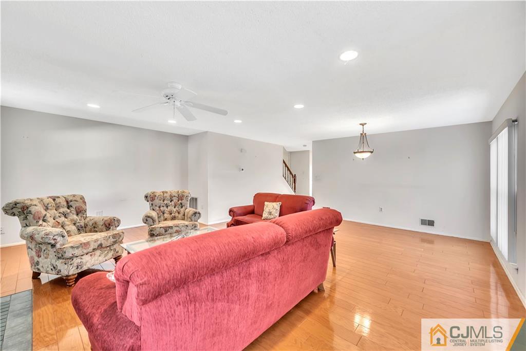70 Rice Run East Brunswick, NJ 08816 - Photo 13 of 29 Gallery Image 13