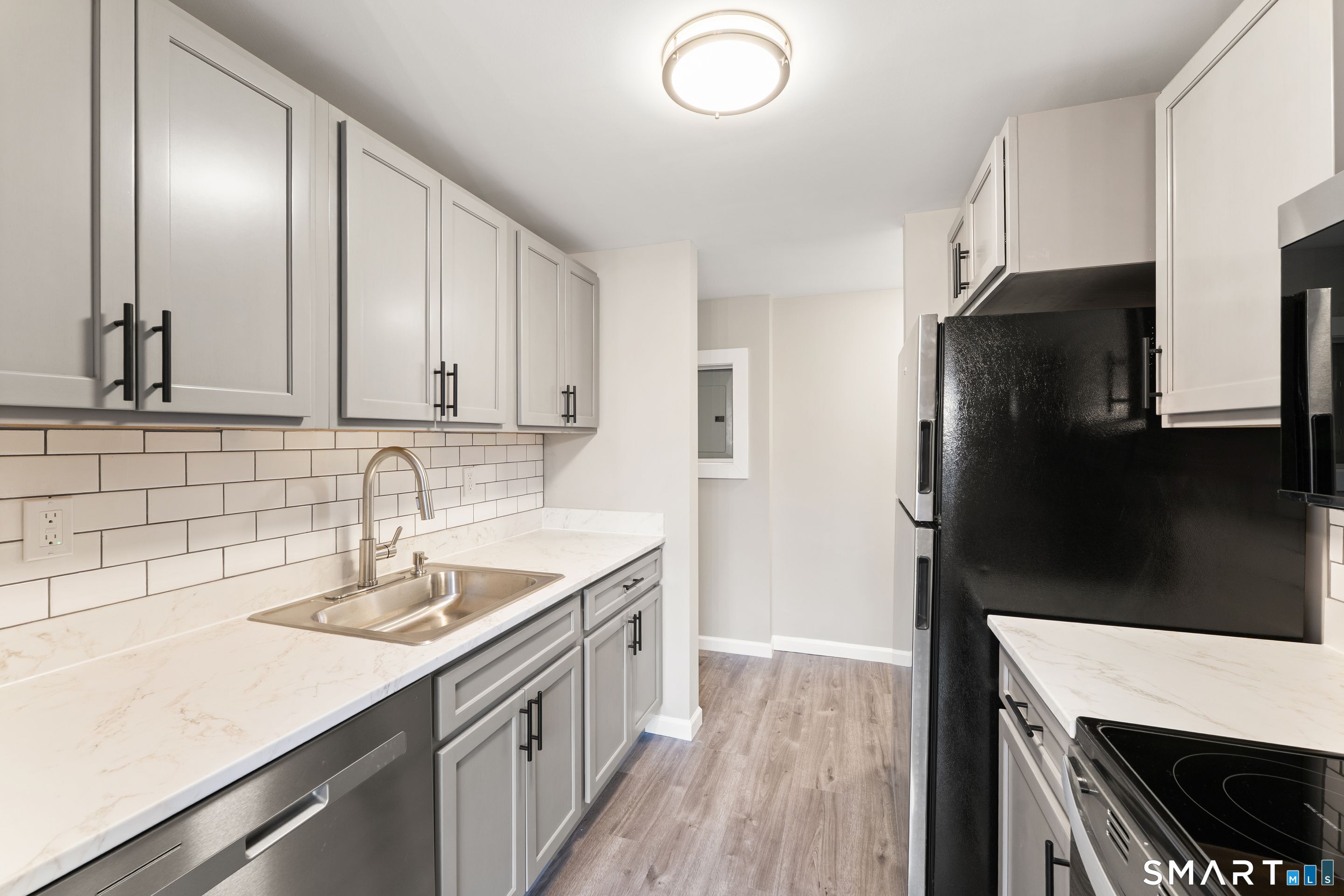 126 Triangle Street, Unit B51 Danbury, CT 06810 - Photo 10 of 16