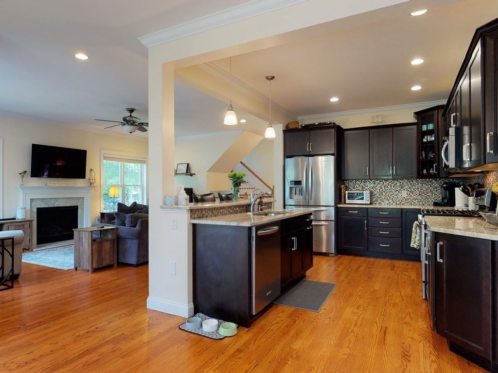 75 Framingham Road Marlborough, MA 01752 - Photo 11 of 40 Gallery Image 11