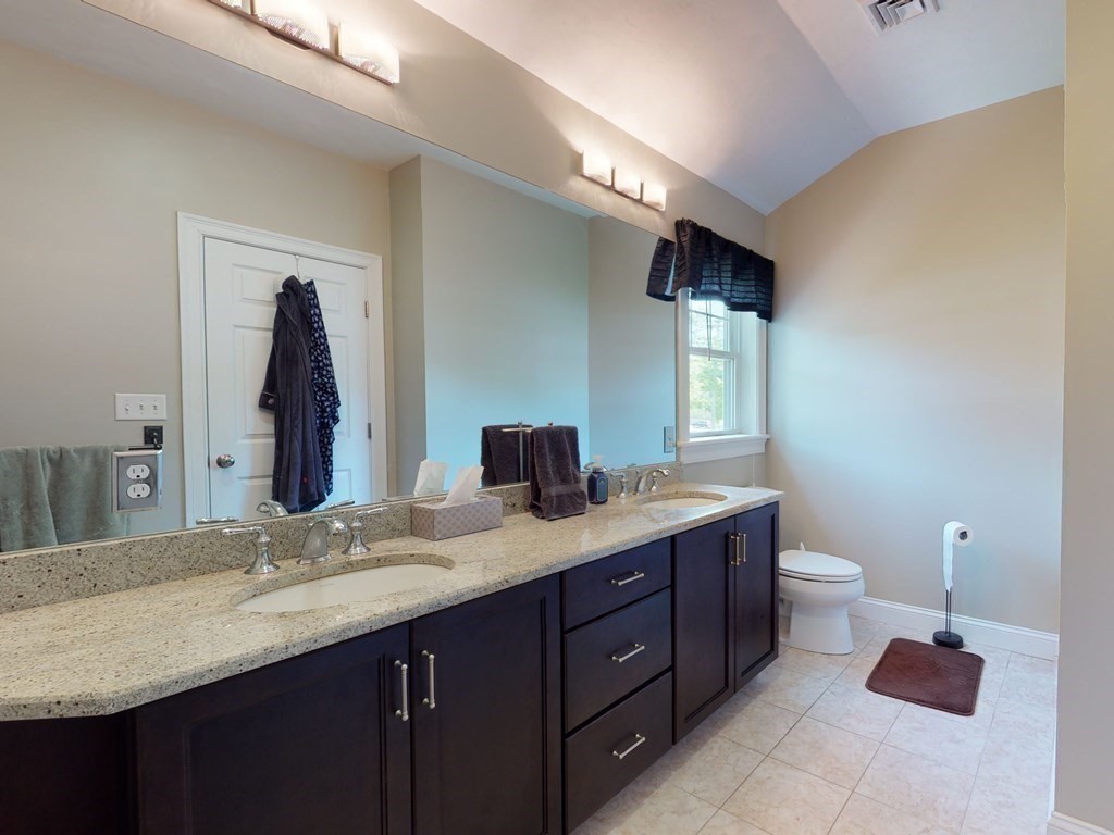 75 Framingham Road Marlborough, MA 01752 - Photo 21 of 40 Gallery Image 21
