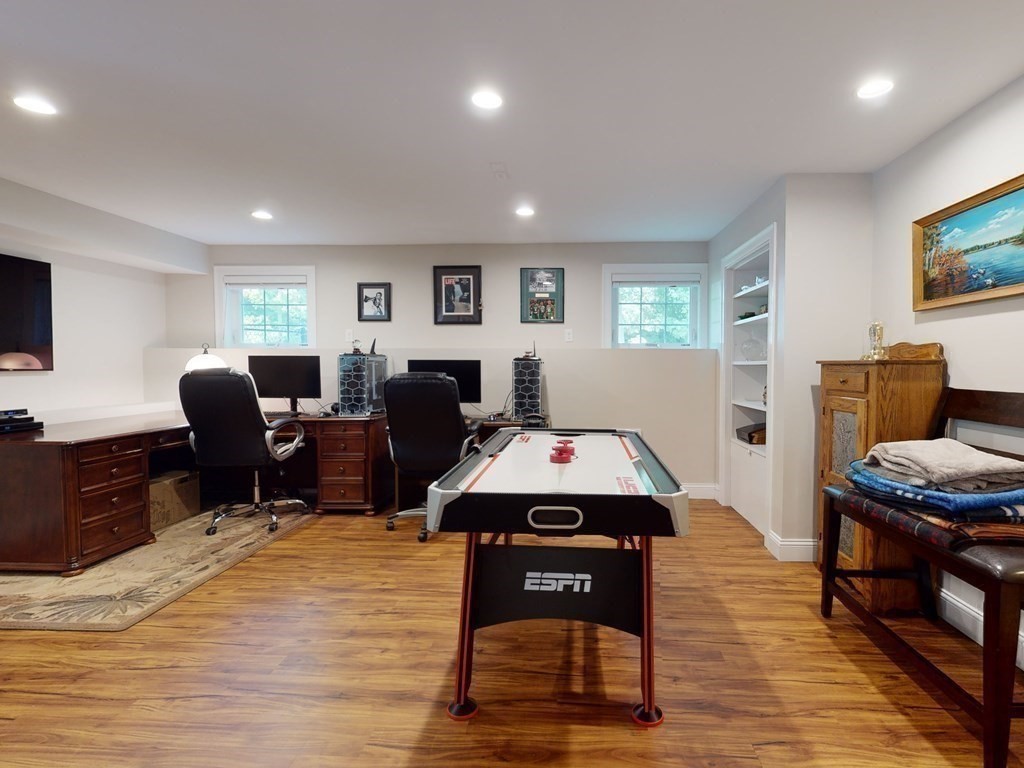 75 Framingham Road Marlborough, MA 01752 - Photo 27 of 40 Gallery Image 27