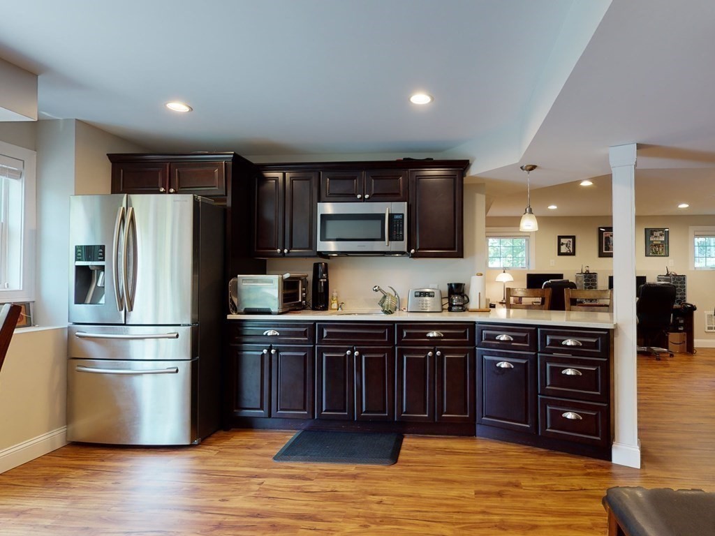 75 Framingham Road Marlborough, MA 01752 - Photo 28 of 40 Gallery Image 28