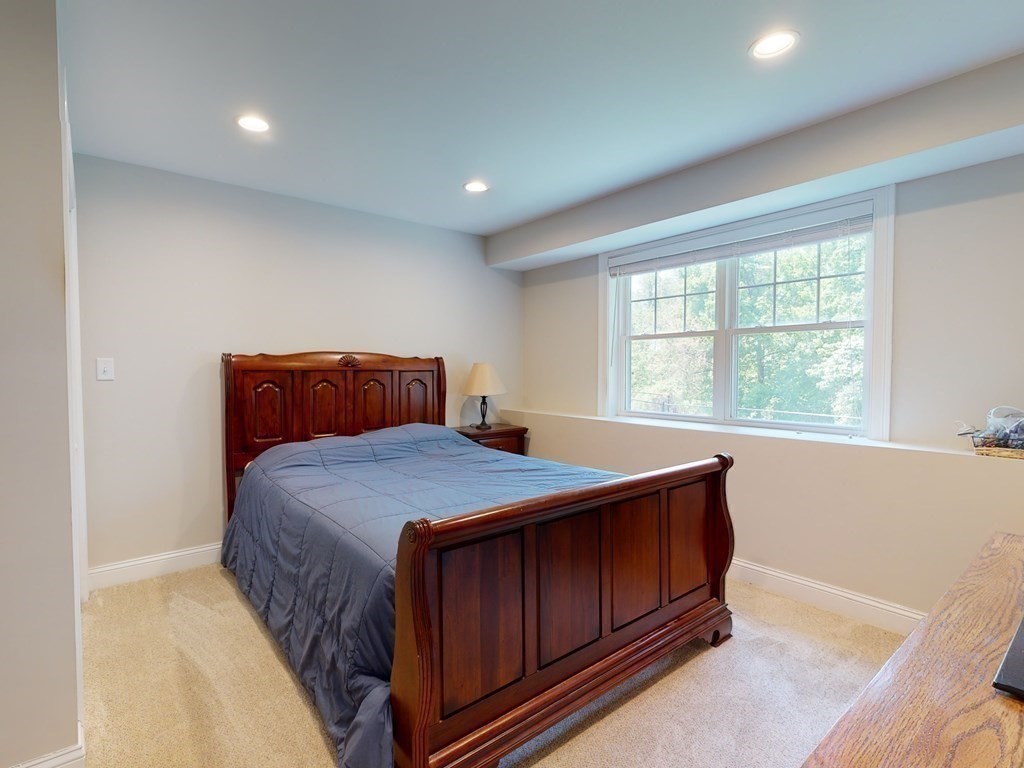 75 Framingham Road Marlborough, MA 01752 - Photo 32 of 40 Gallery Image 32