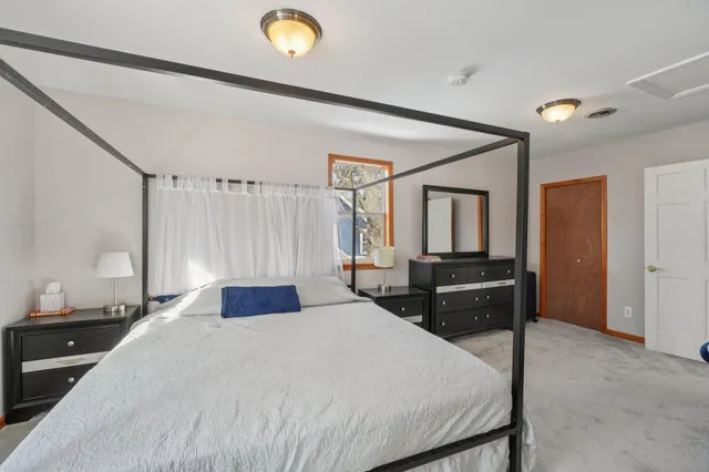 $450,000 | 7 Oakwood Street, Ypsilanti, MI 48197