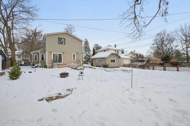 $450,000 | 7 Oakwood Street, Ypsilanti, MI 48197