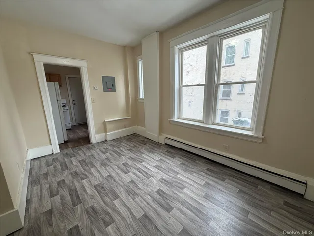 $1,500 | 60 Carroll Street, Unit B8, Poughkeepsie, NY 12601