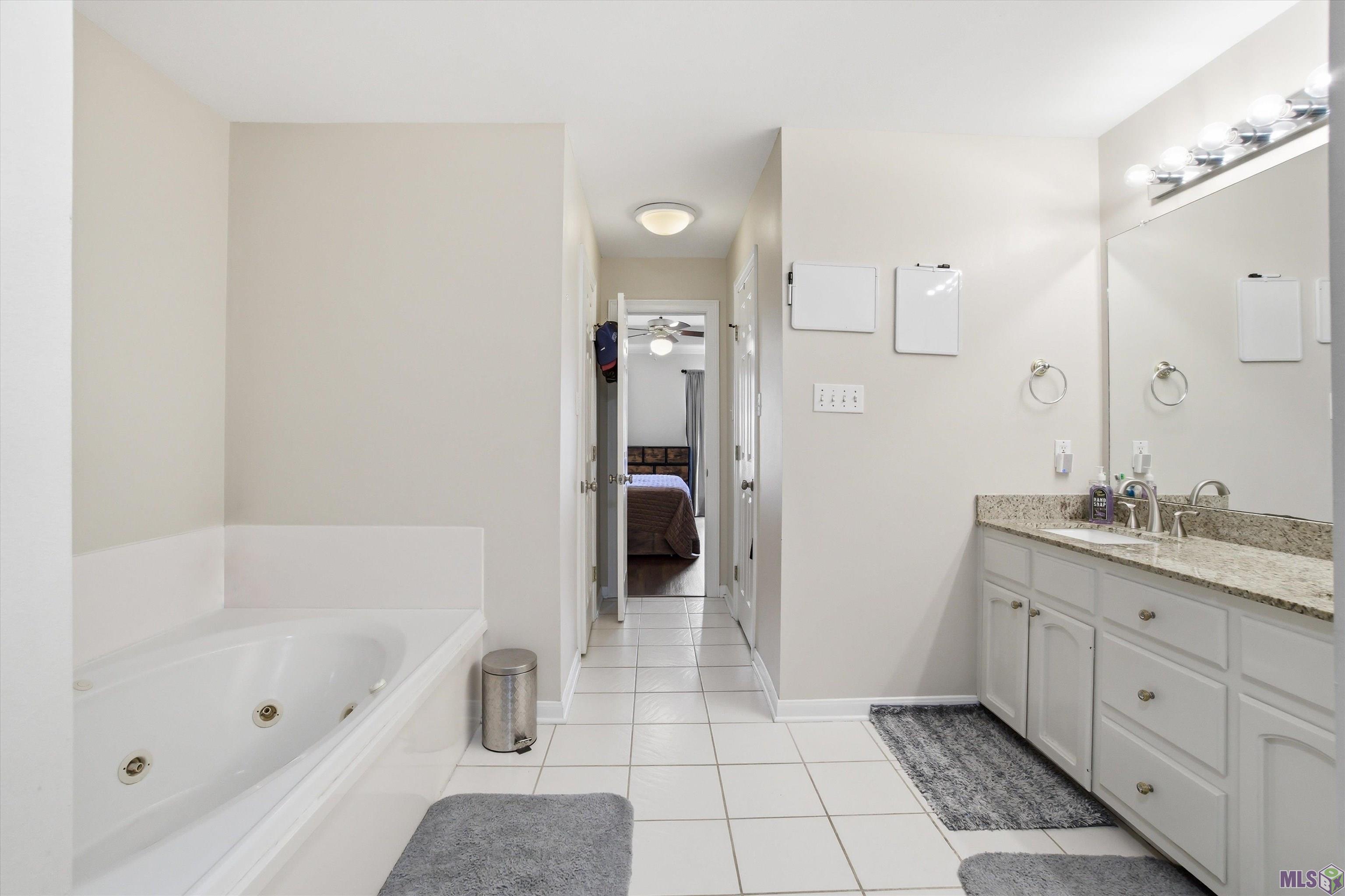 17656 Chasefield Avenue Baton Rouge, LA 70817 - Photo 11 of 25