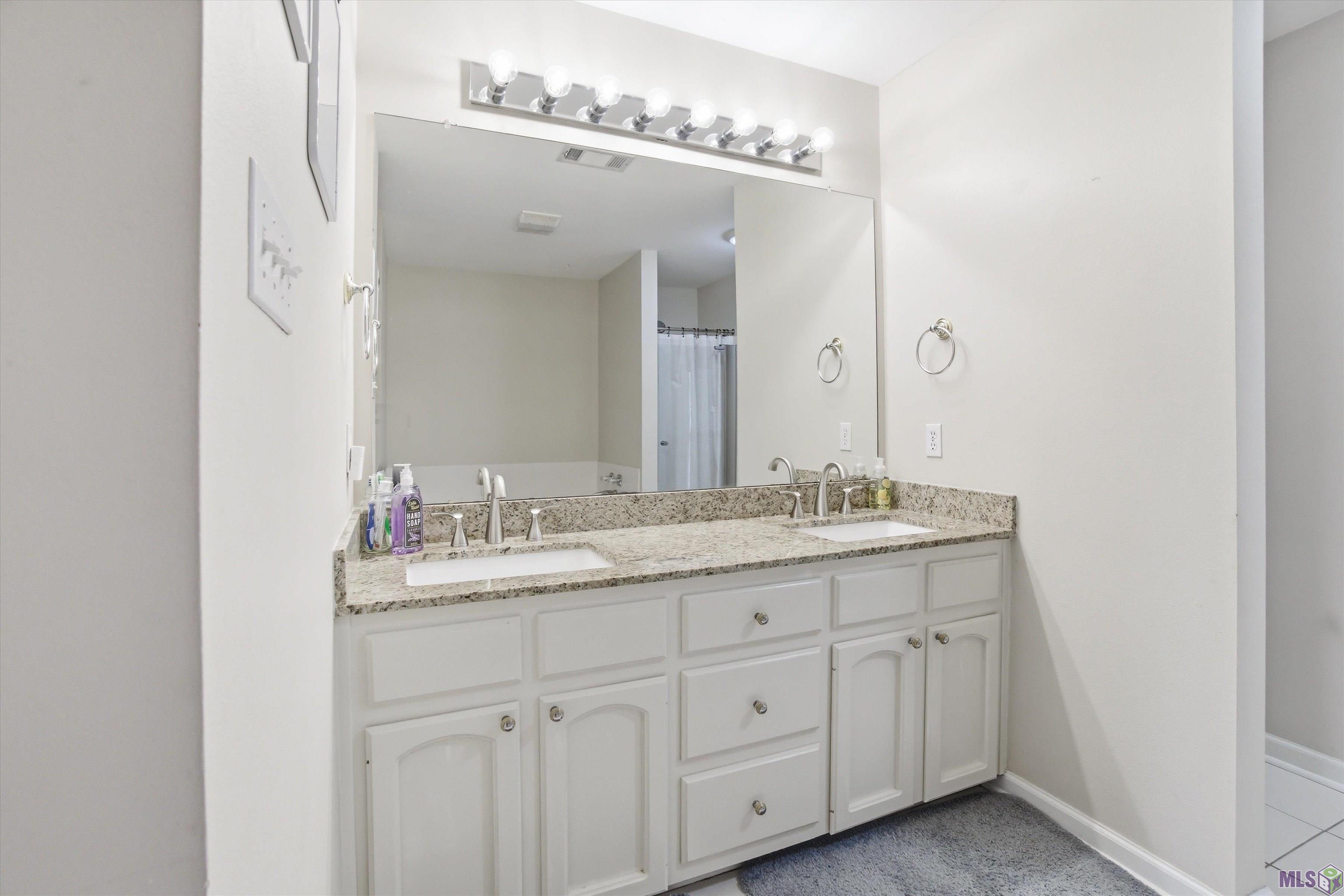 17656 Chasefield Avenue Baton Rouge, LA 70817 - Photo 12 of 25