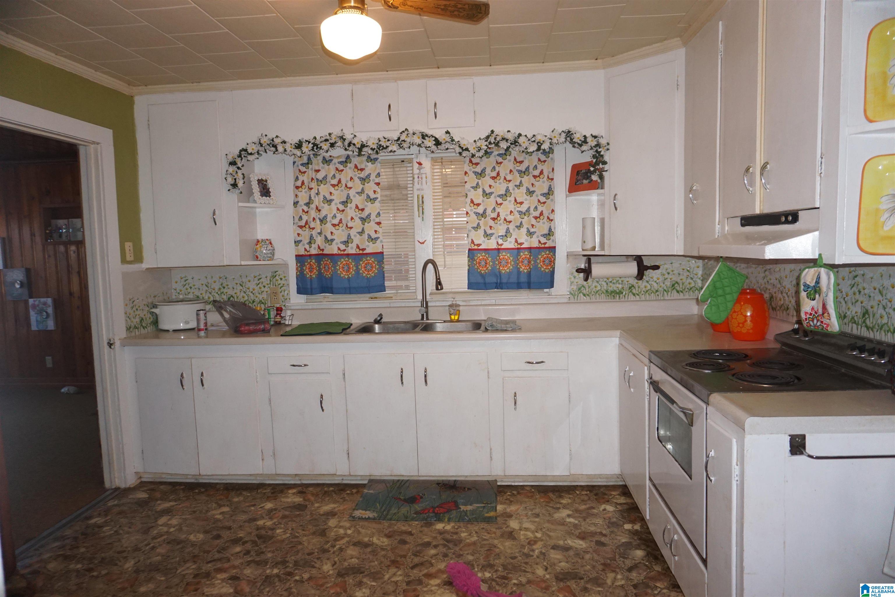 976 Rock Mills Road Roanoke, AL 36274 - Photo 3 of 16