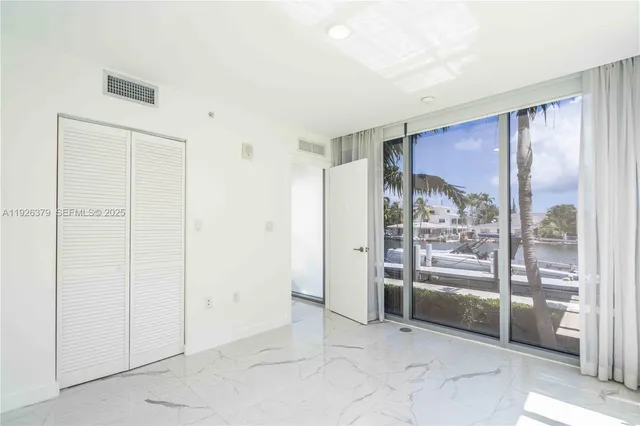 $3,950 | 8425 Crespi Boulevard, Unit TH3, Miami Beach, FL 33141