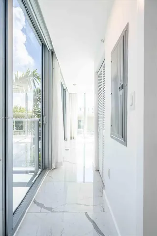 $3,950 | 8425 Crespi Boulevard, Unit TH3, Miami Beach, FL 33141