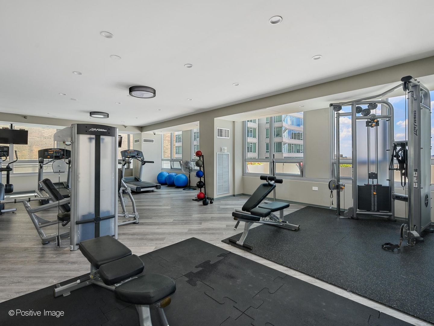 701 South Wells Street, Unit 3306 Chicago, IL 60607 - Photo 28 of 29 Gallery Image 28