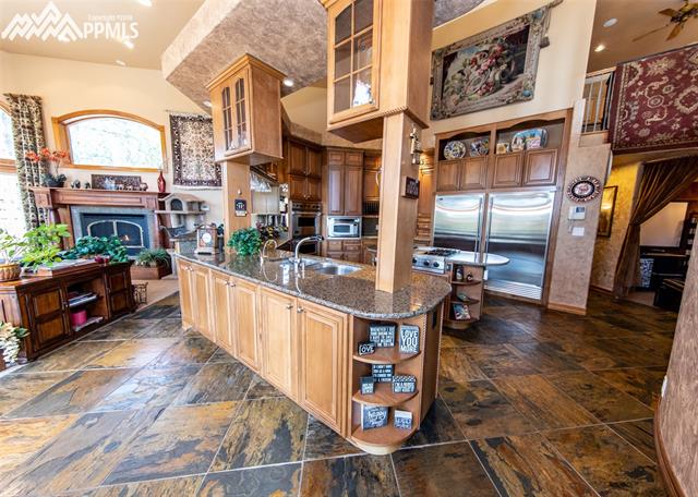 4460 Hidden Rock Road Colorado Springs, CO 80908 - Photo 18 of 36 Gallery Image 18