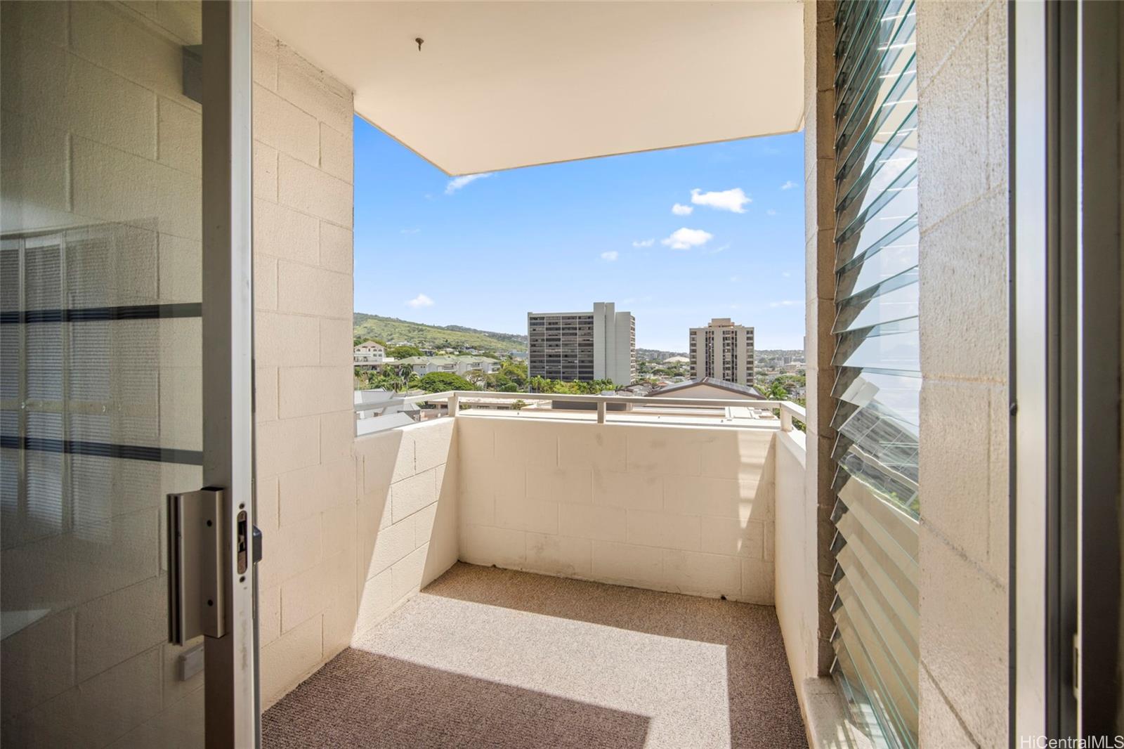 1624 Dole Street, Unit 801 Honolulu, HI 96822 - Photo 15 of 20 a view of balcony with furniture