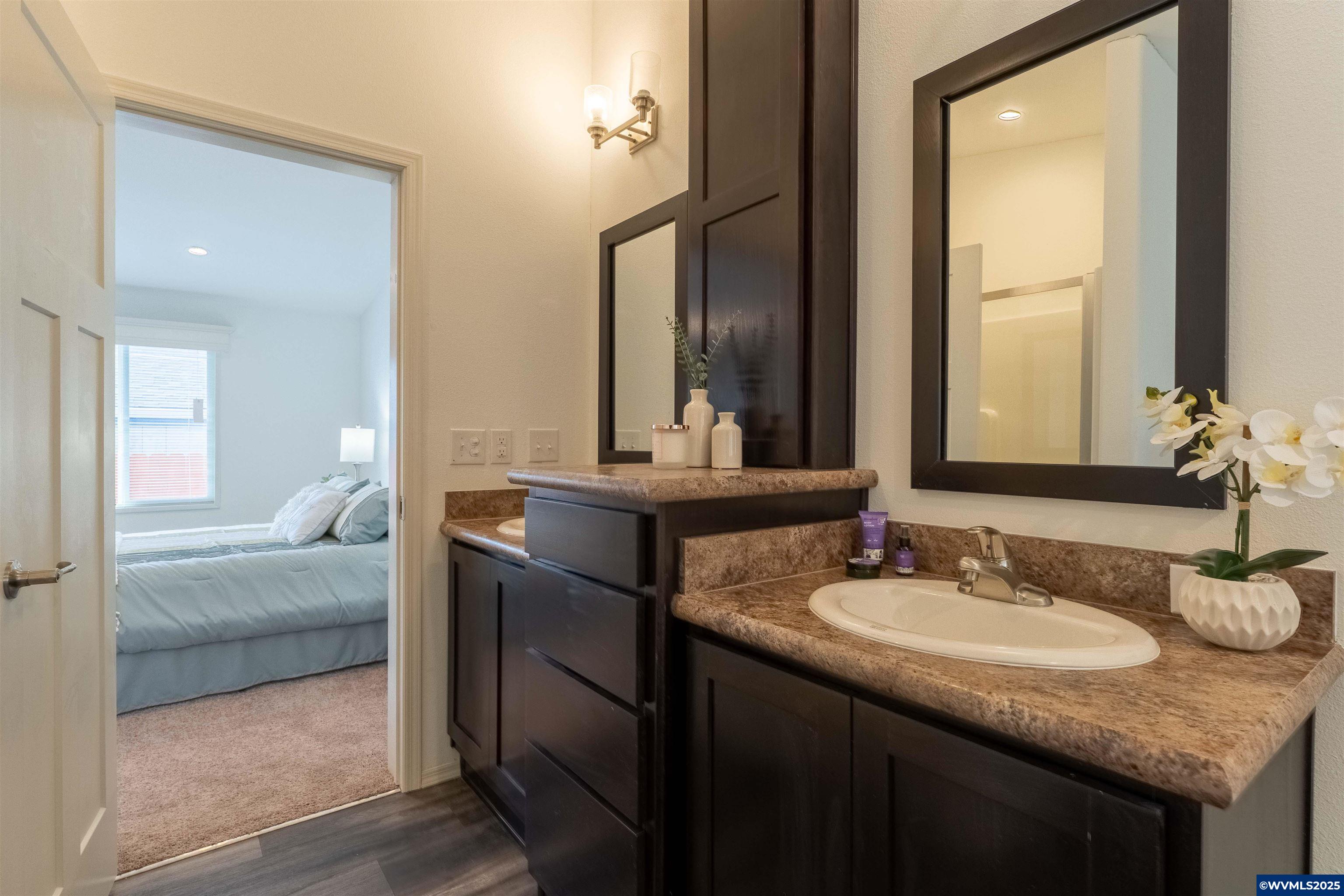 200 Market Street, Unit 218 Lebanon, OR 97355 - Photo 43 of 45