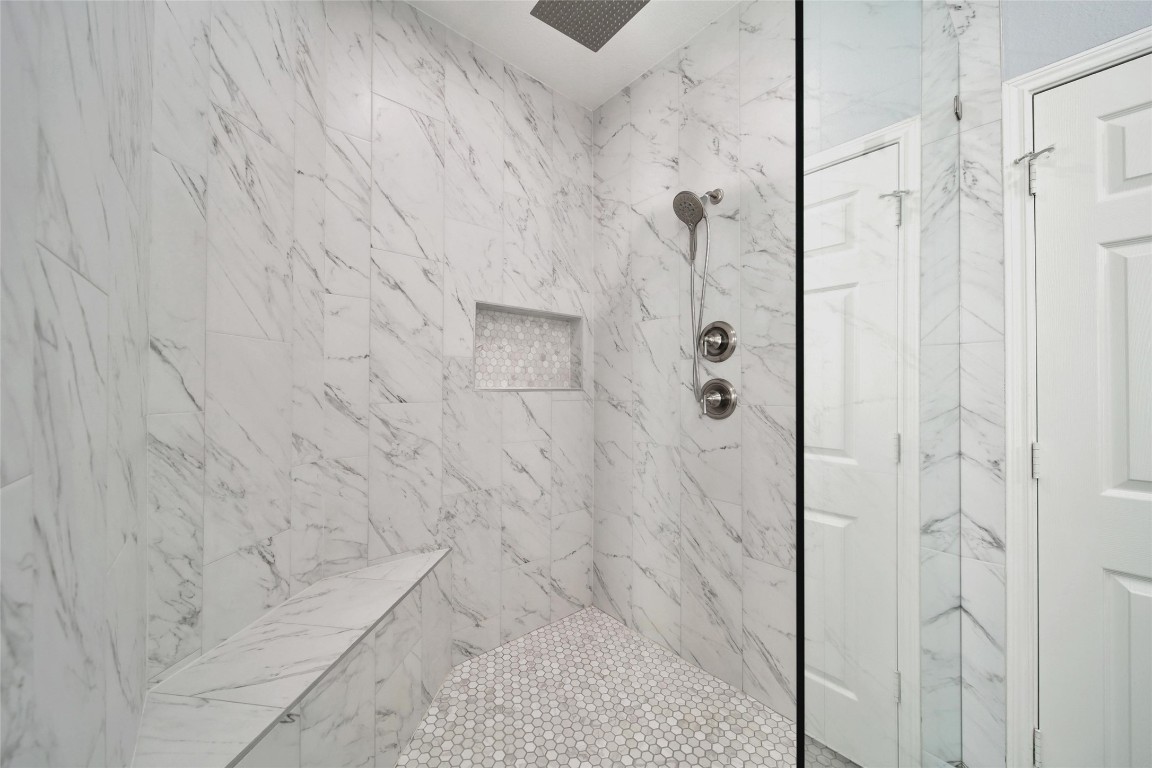 17618 Rustling Aspen Lane Houston, TX 77095 - Photo 25 of 43