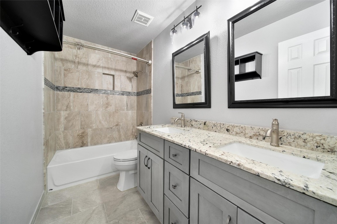17618 Rustling Aspen Lane Houston, TX 77095 - Photo 37 of 43