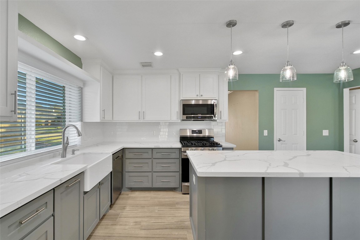 17618 Rustling Aspen Lane Houston, TX 77095 - Photo 6 of 43