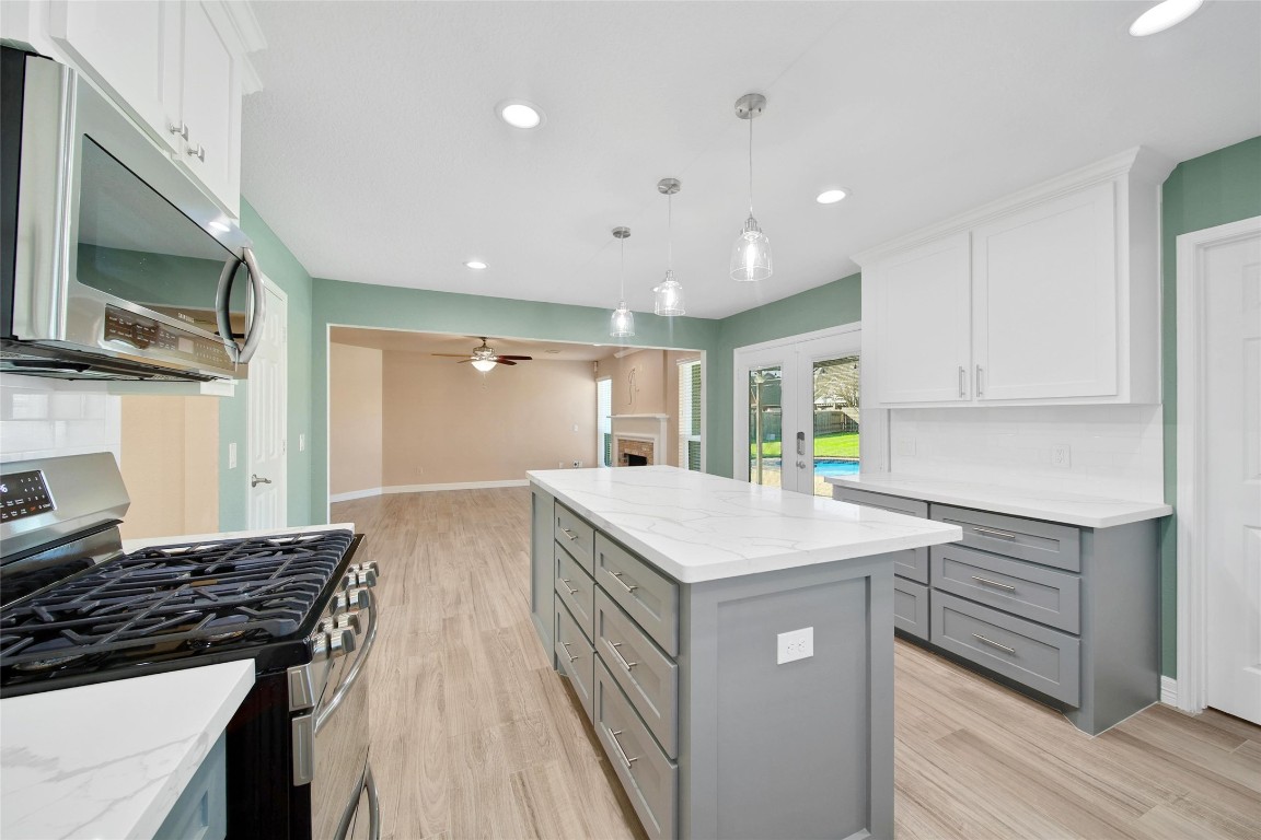 17618 Rustling Aspen Lane Houston, TX 77095 - Photo 8 of 43