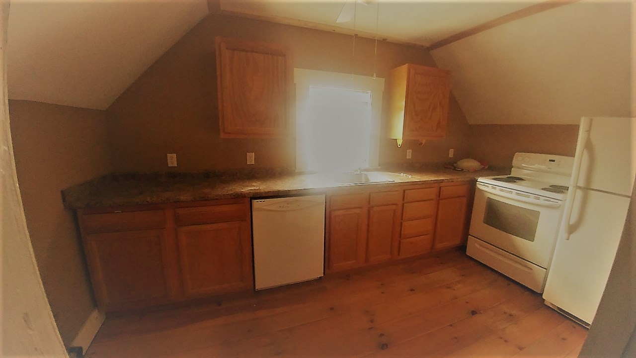 75 Seaver Road Williamstown, VT 05679 - Photo 9 of 16 Gallery Image 9