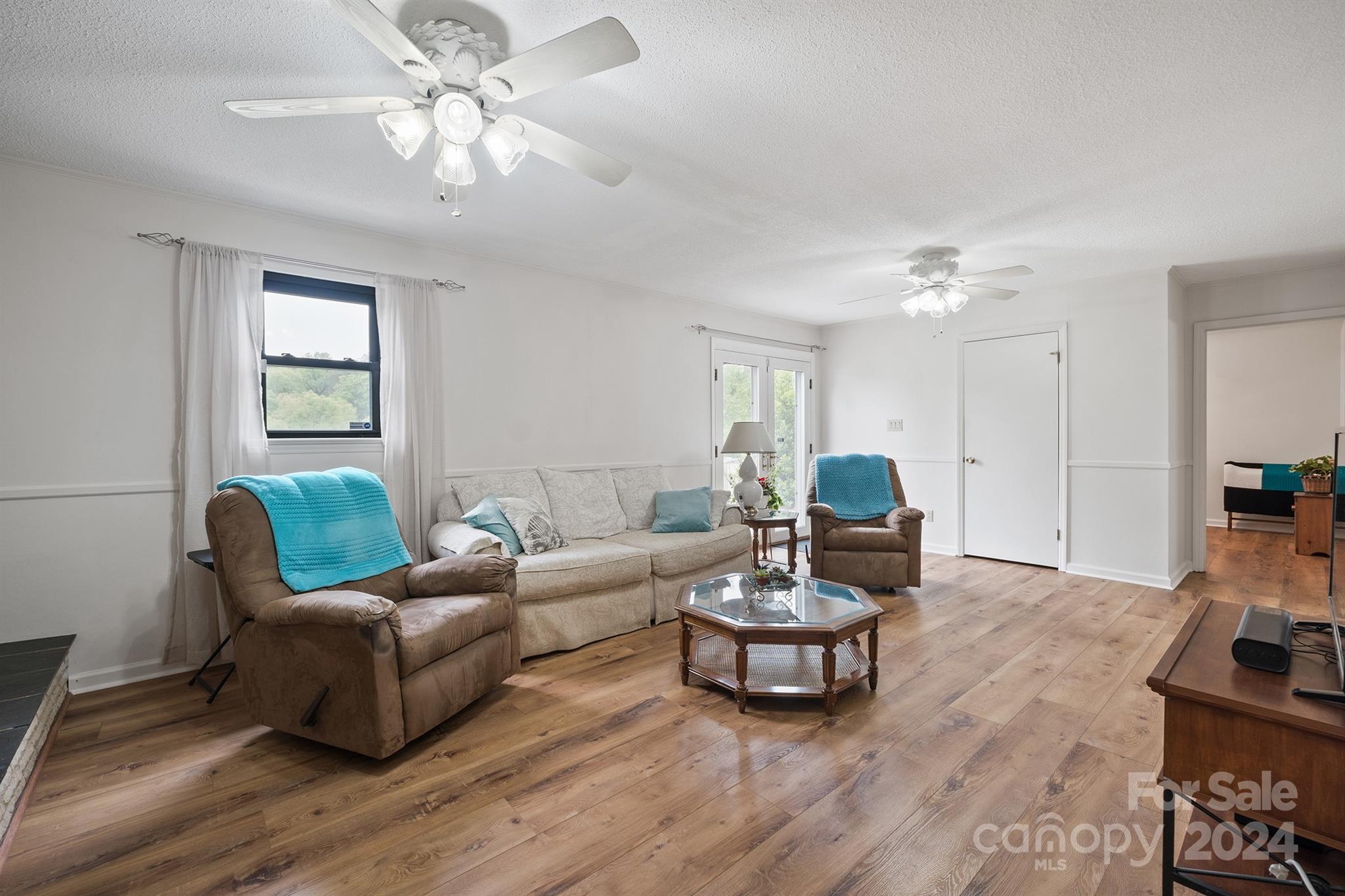 6298 Lynchburg Road Hickory, NC 28601 - Photo 6 of 43 Gallery Image 6