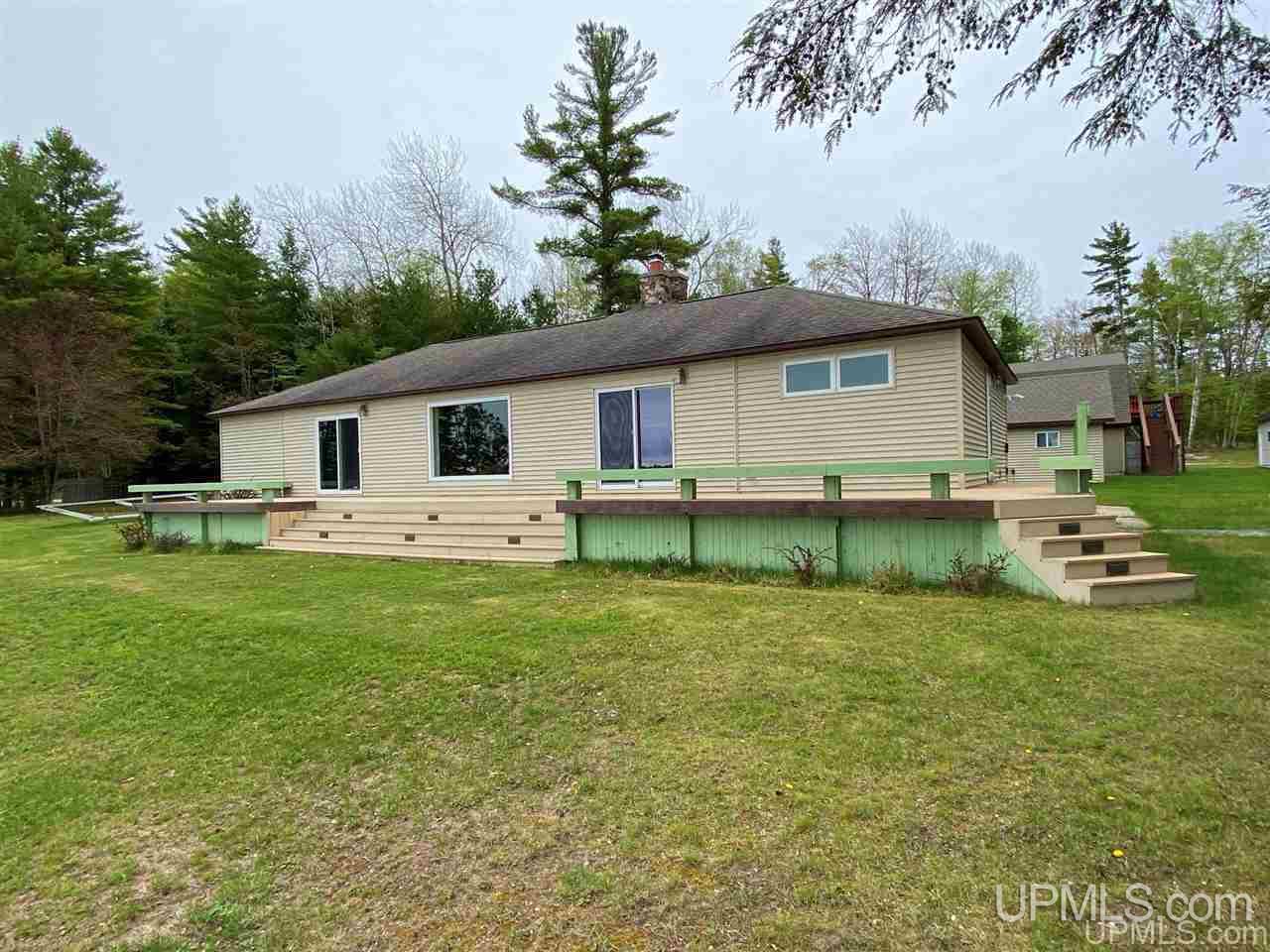 507 N Township Park Road Gulliver, MI 49840 - Photo 1 of 44