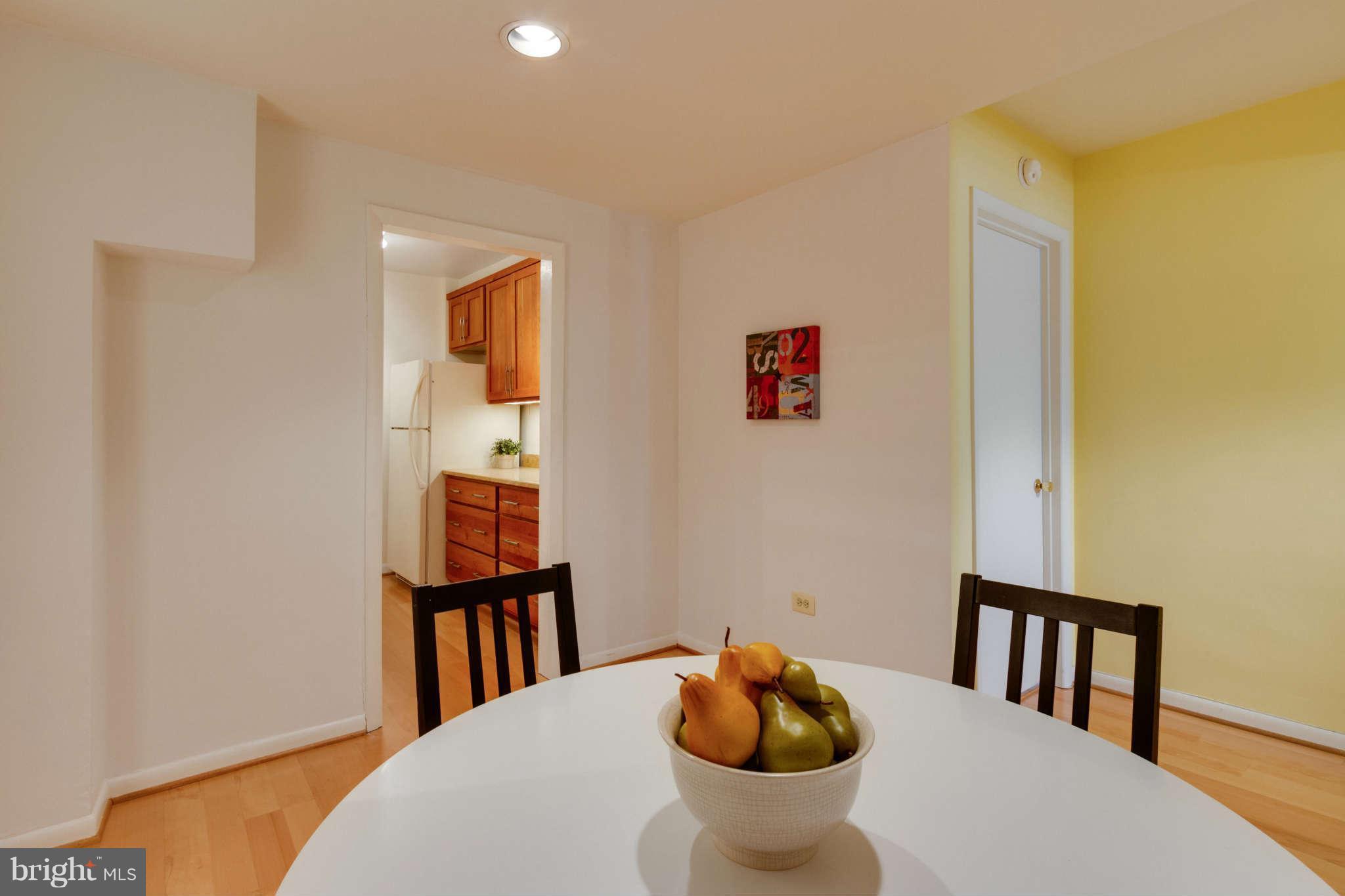 1880 Columbia Road Northwest, Unit 304 Washington, DC 20009 - Photo 11 of 28 Dining Room