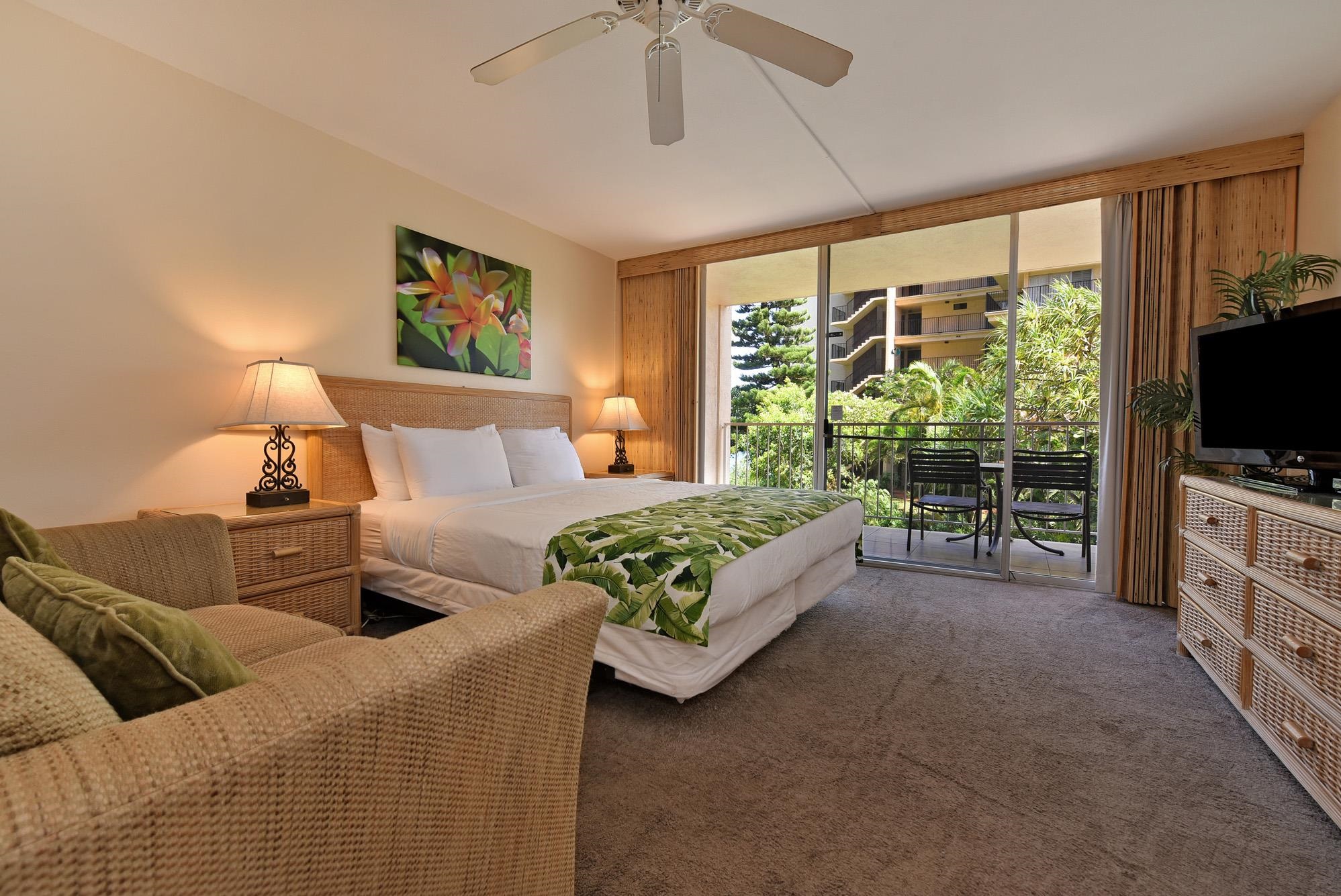4365 Lower Honoapiilani Road, Unit 202 Lahaina, HI 96761 - Photo 3 of 16 Gallery Image 3