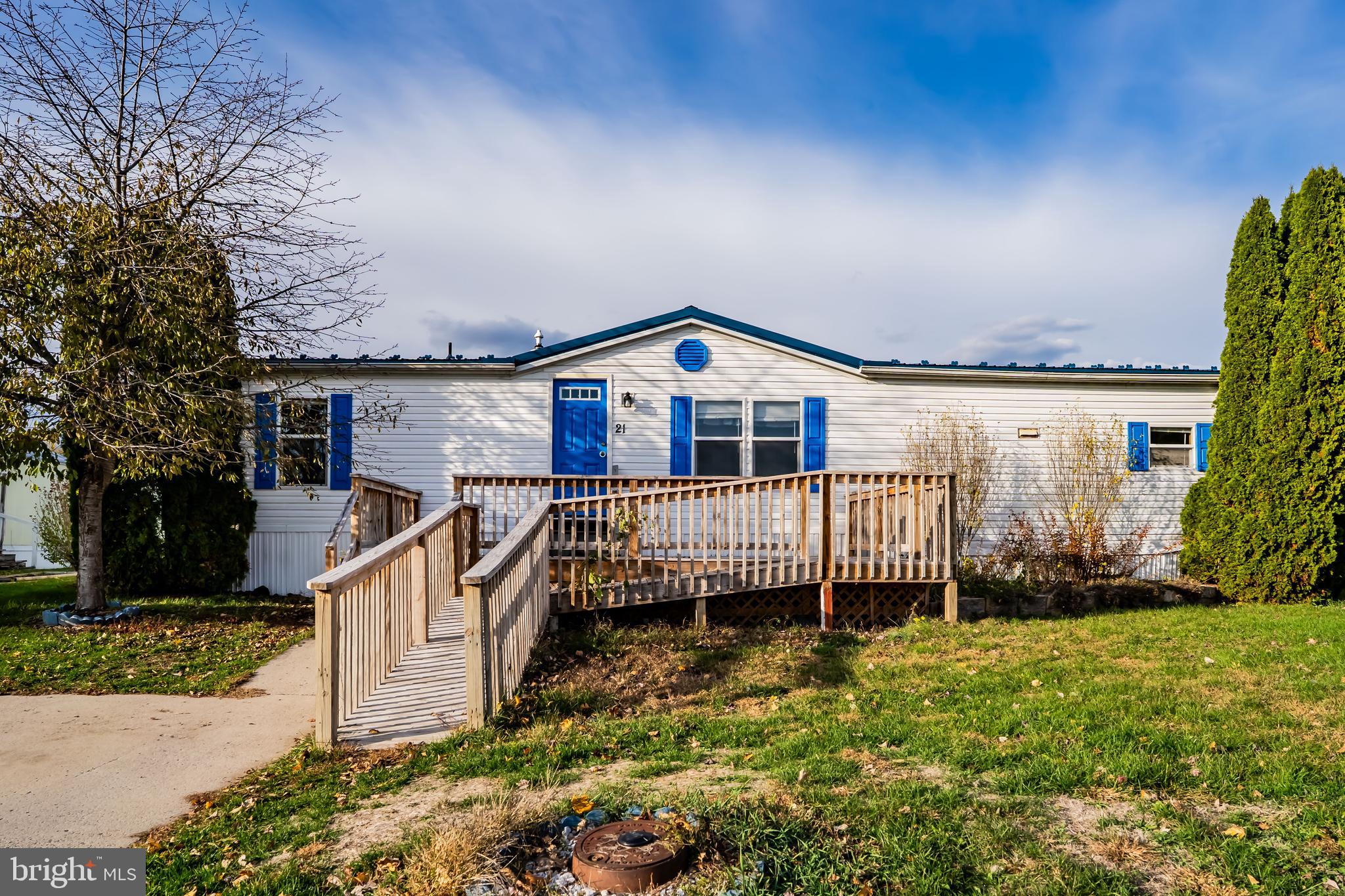 21 Hidden Noll Road Carlisle, PA 17013 - Photo 24 of 25 front view of a house with a yard