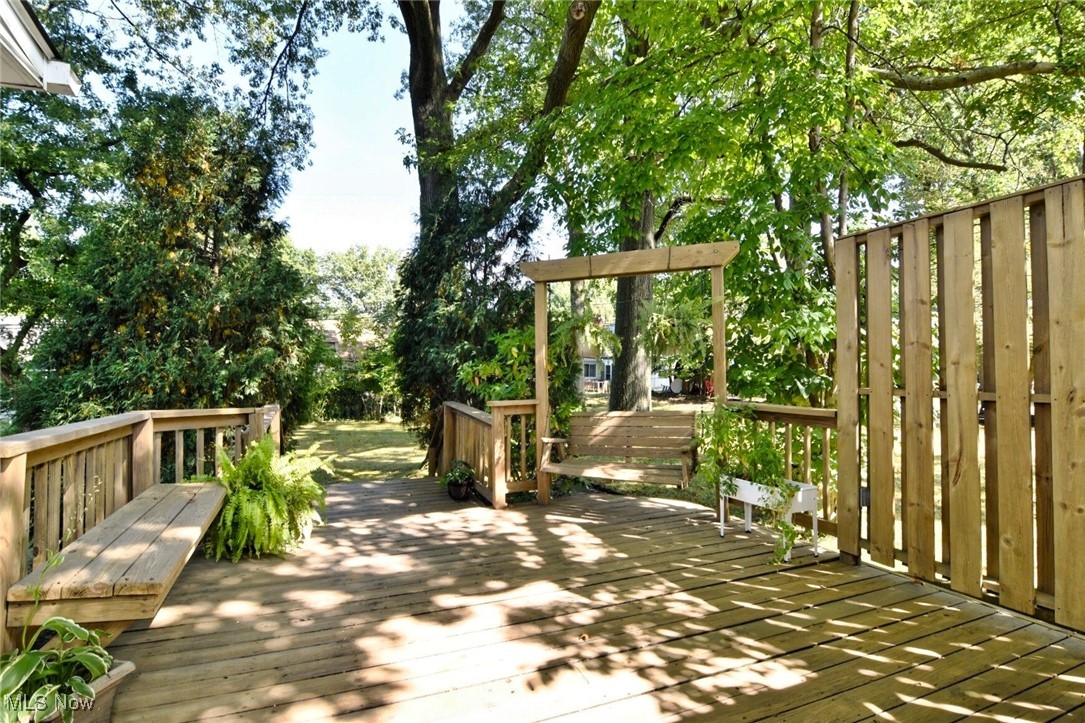3679 Fenley Road Cleveland Heights, OH 44121 - Photo 40 of 45 View of wooden deck