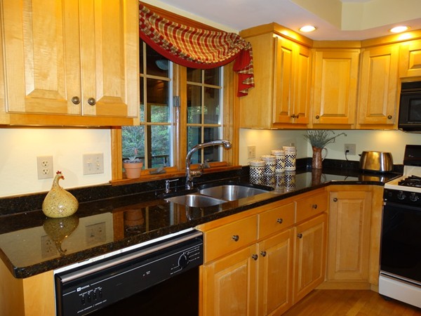 40 Grover Road Ashland, MA 01721 - Photo 14 of 30