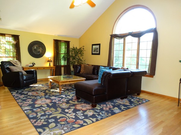 40 Grover Road Ashland, MA 01721 - Photo 6 of 30