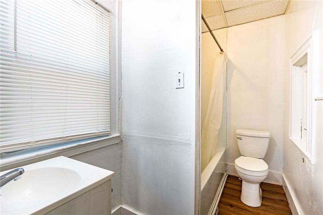 122 Ambrose Street Rochester, NY 14608 - Photo 12 of 48