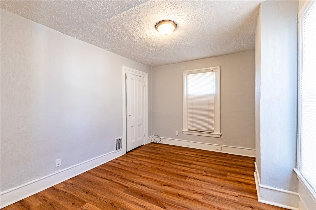 122 Ambrose Street Rochester, NY 14608 - Photo 13 of 48