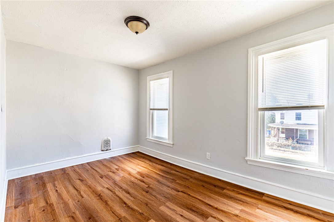 122 Ambrose Street Rochester, NY 14608 - Photo 15 of 48