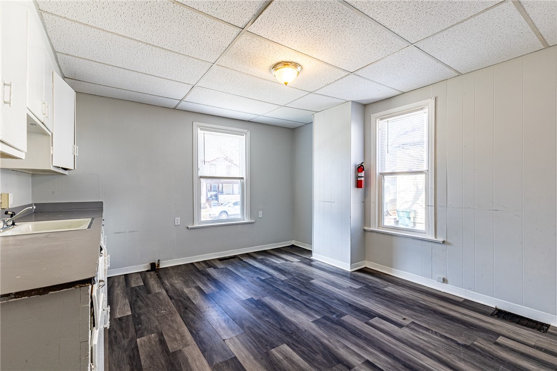 122 Ambrose Street Rochester, NY 14608 - Photo 7 of 48