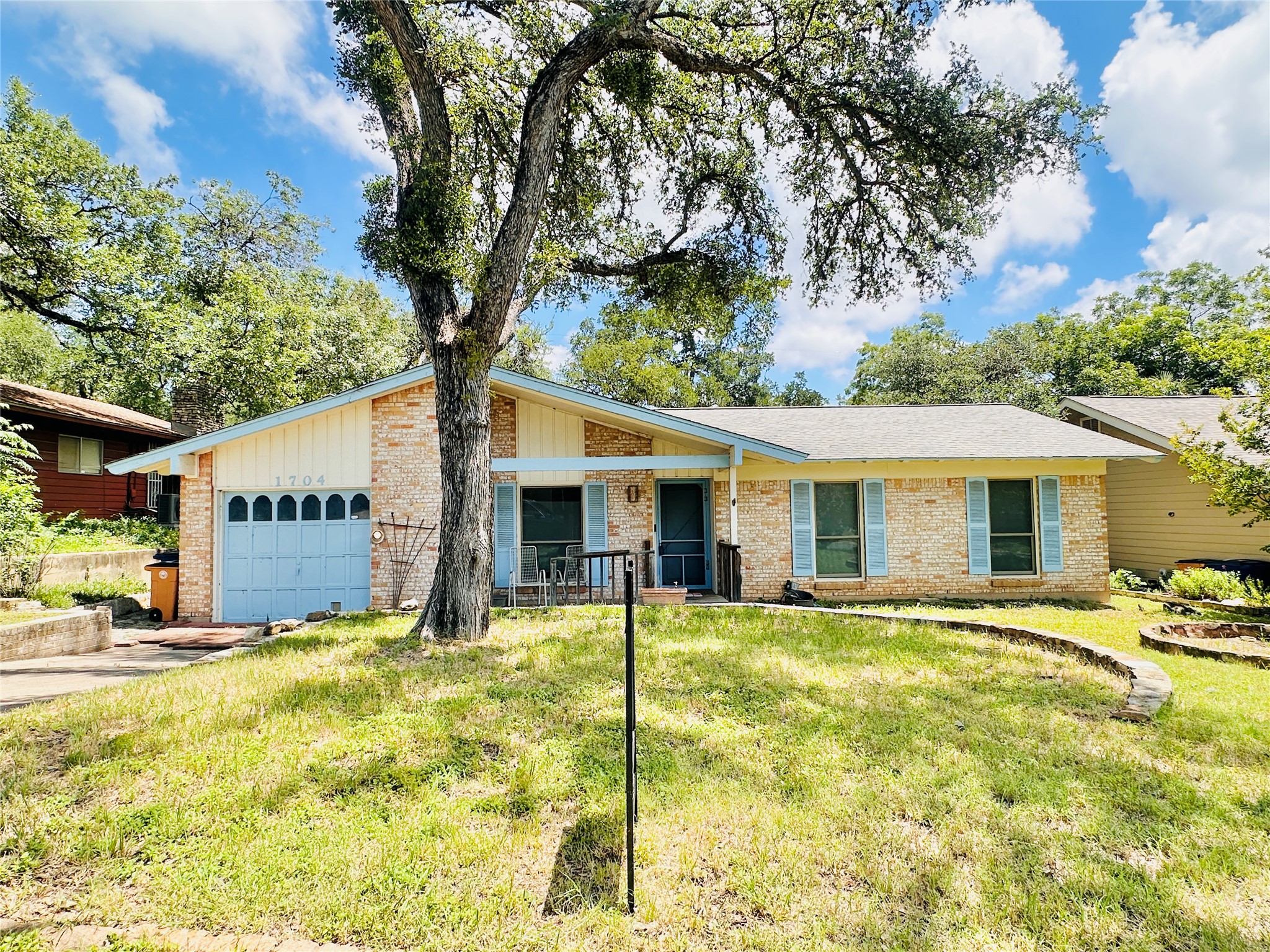 1704 Parkside Lane Austin, TX 78745 - Photo 35 of 39