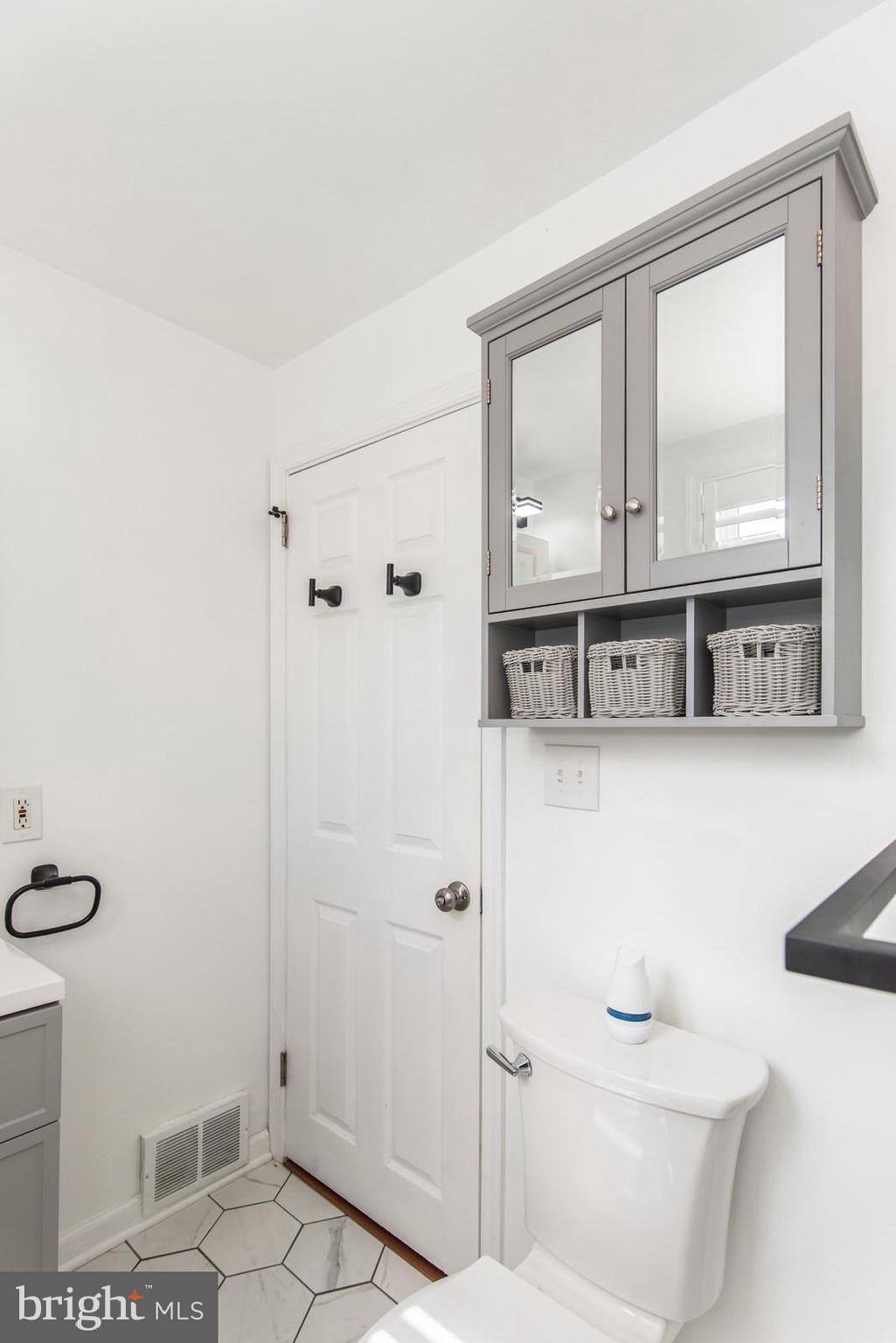8606 Bridle Road Philadelphia, PA 19115 - Photo 49 of 71 Upper Level Full Bath